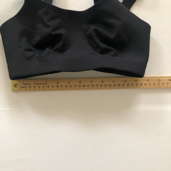 32DD Lululemon Athletica Intimates & Sleepwear Lululemon Booby Bracer Bra - Picture 10 of 16